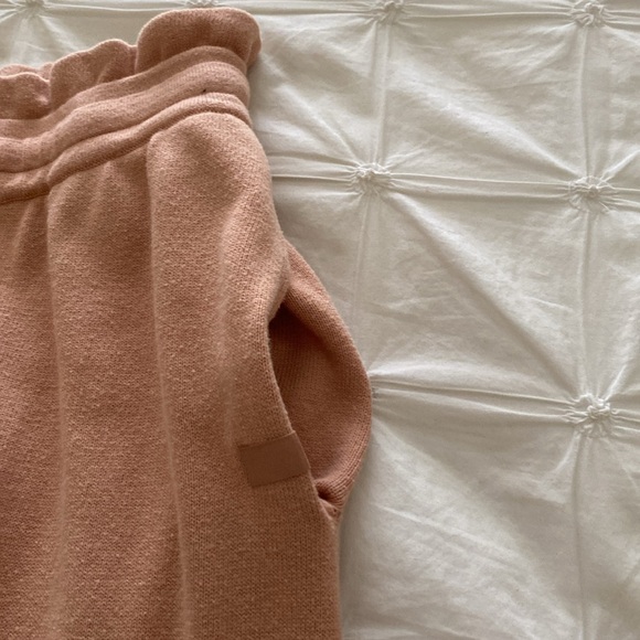 Lunya wide leg crop elastic waist lounge pants in color nutmeg - Picture 4 of 11